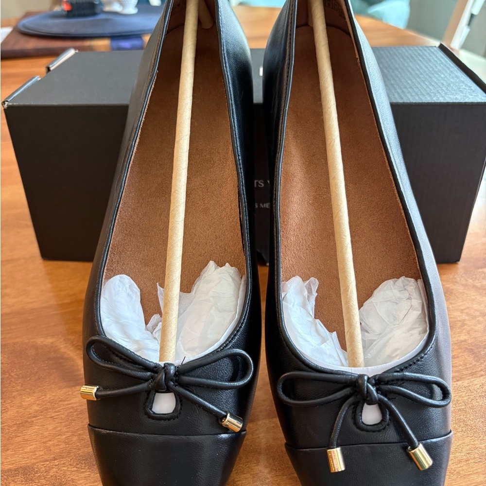 Vionic Black Leather Square Toe Ballet Flats with Gold Accent